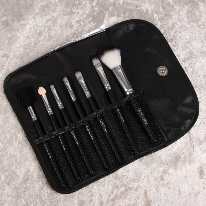 Набор кистей для макияжа «Пленение», 7 предметов, на кнопке, цвет серый