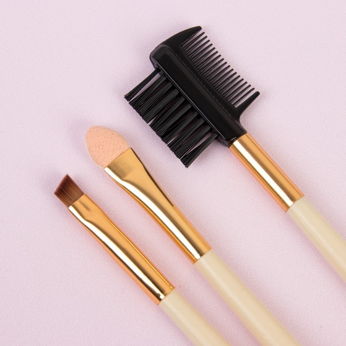 Набор кистей для макияжа «Крестики», 7 предметов, на кнопке, цвет бежевый/коричневый