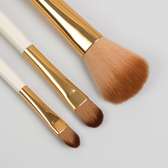 Набор кистей для макияжа «Квадраты», 7 предметов, на кнопке, цвет серый