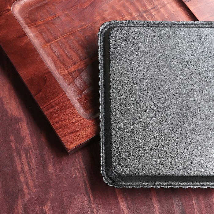 Сковорода на деревянной подставке "Квадрат. Гриль" 19х5х19х5 см