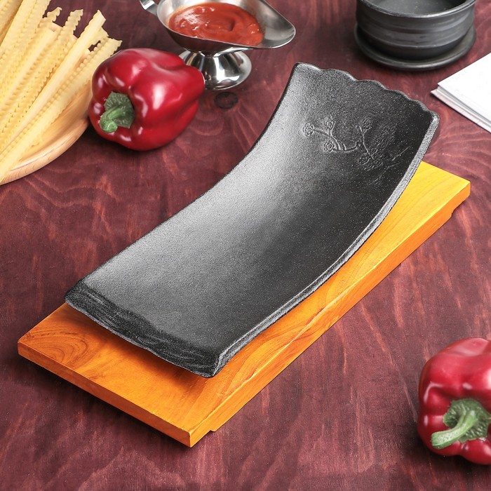 Сковорода на деревянной подставке "Ностальгия" 29х13х6 см