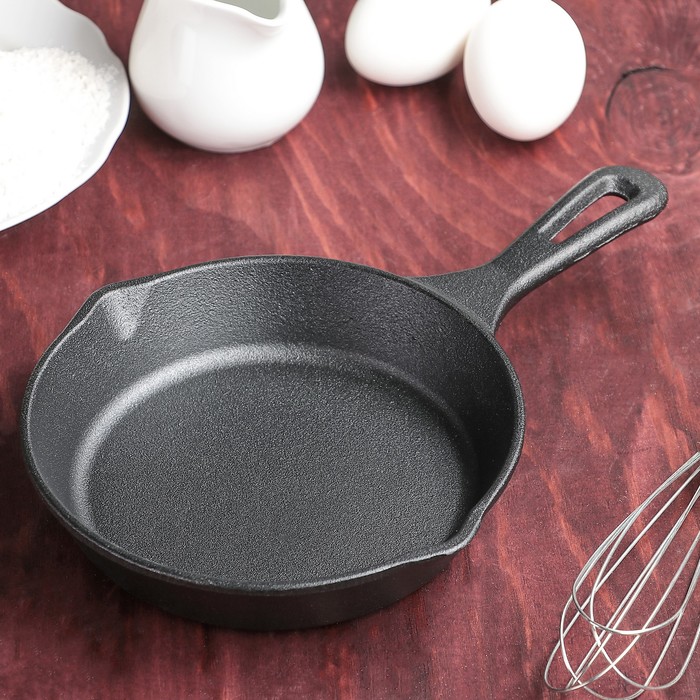 Сковорода блинная 16 см "Вилфред", чугунная ручка