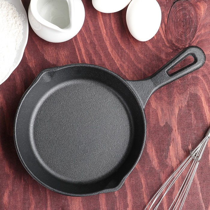 Сковорода блинная 16 см "Вилфред", чугунная ручка