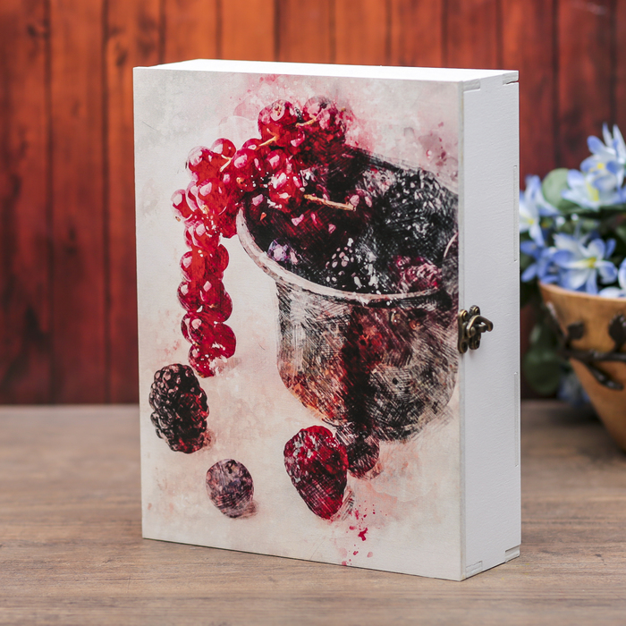 Ключница фанера "Ягоды" 20х26х6,5 см