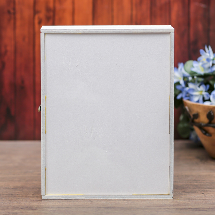 Ключница фанера "Ягоды" 20х26х6,5 см