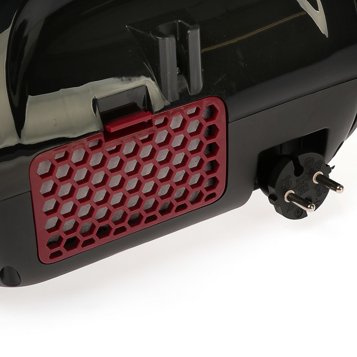 Пылесос LUMME LU-3211, 2200 Вт, 2 л, циклон, бордовый гранат