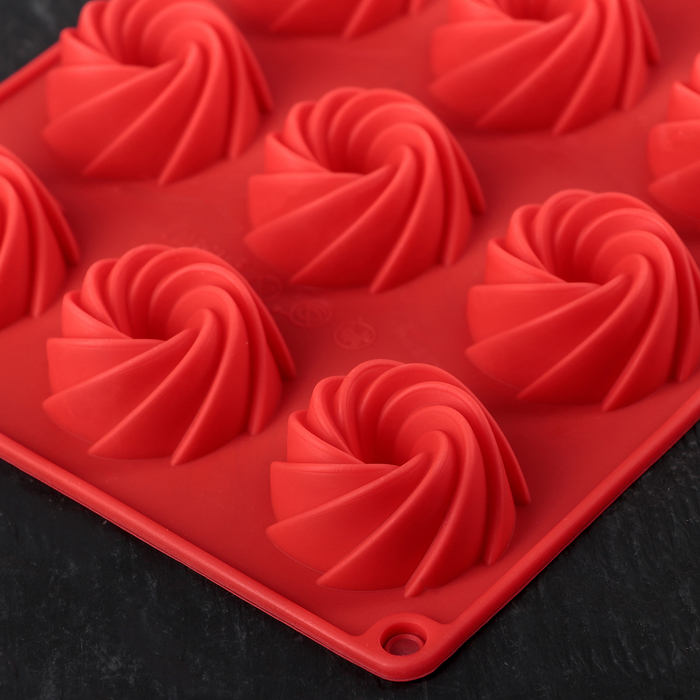 Форма для льда и шоколада "Заварные колечки", 15 ячеек