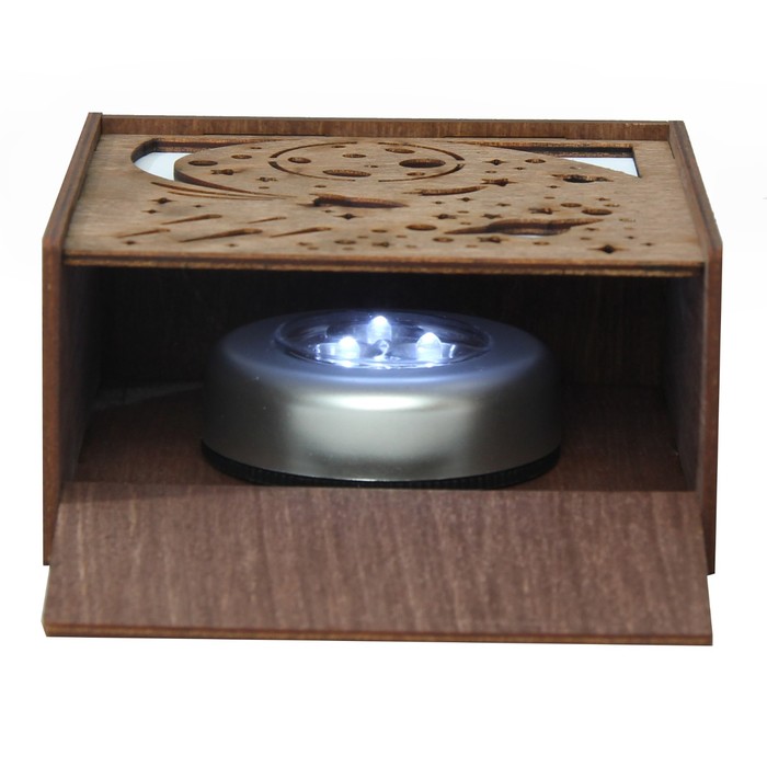 Светильник деревянный "Космос"