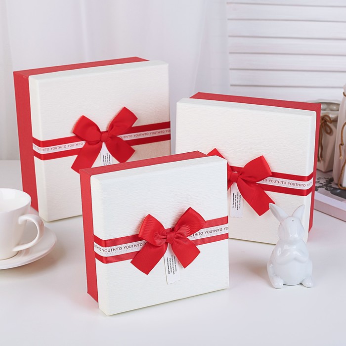 Набор коробок 3в1, красный, 19,5 х 19,5 х 9,5 - 15,5 х 15,5 х 6,5 см