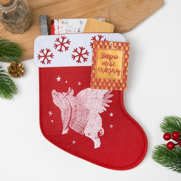 Набор "Доляна" Свинка, полотенце 34х59 см, лопатка 20х5 см, фетровый носок 16х23 см