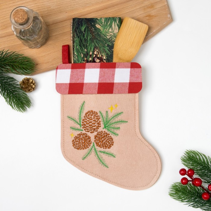 Набор "Доляна" Еловые ветви, полотенце 44х72 см, лопатка 20х5 см, фетровый носок 16х23 см