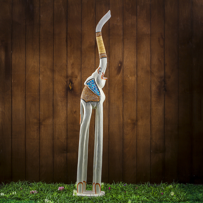 Сувенир дерево "Слон светлый" 20х12х120 см