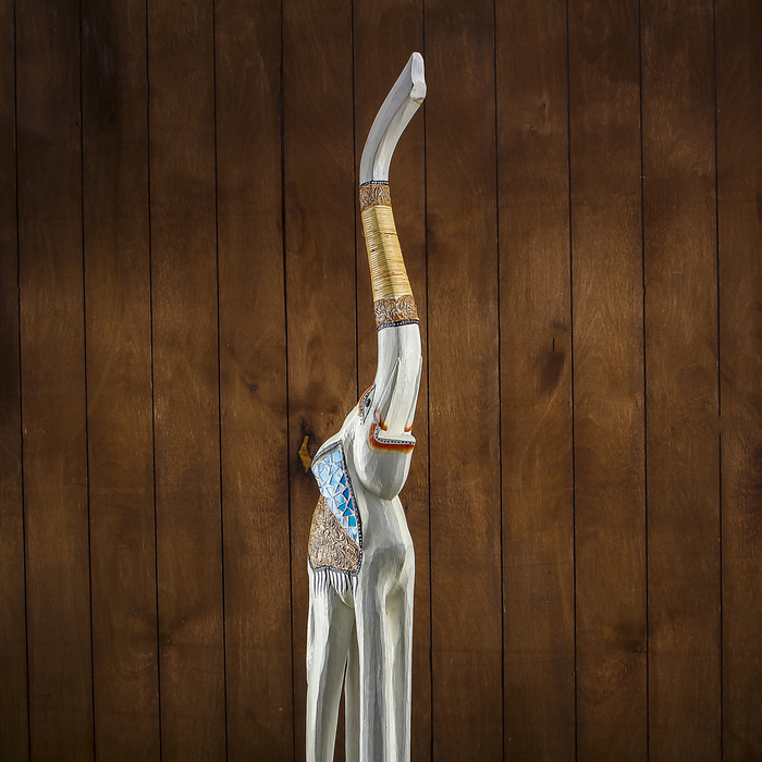 Сувенир дерево "Слон светлый" 20х12х120 см