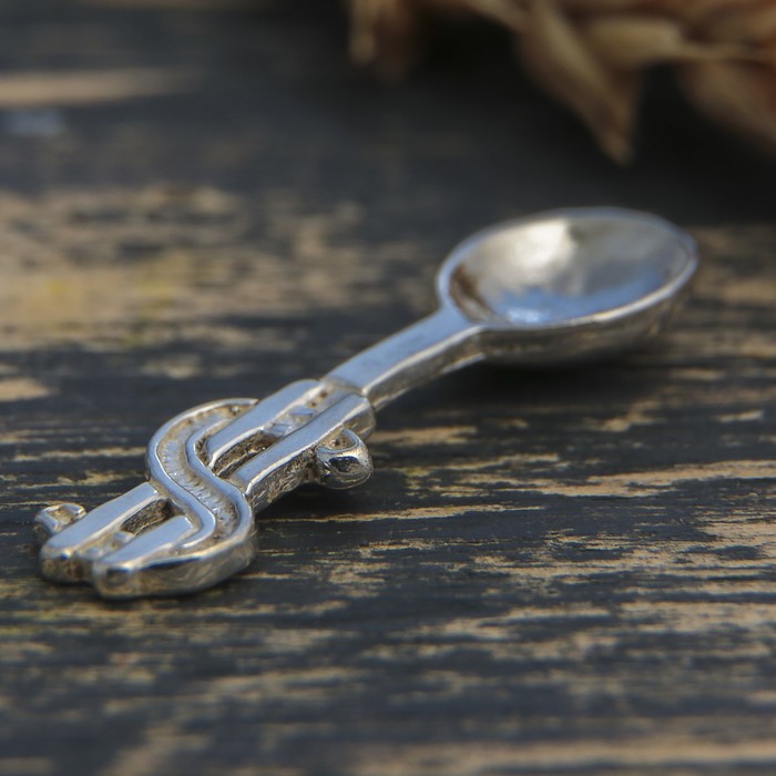 Сувениры из латуни "Ложка доллар" посеребренная