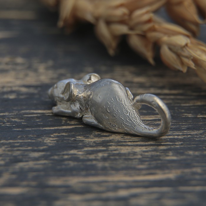 Сувениры из латуни "Мышка" посеребренная