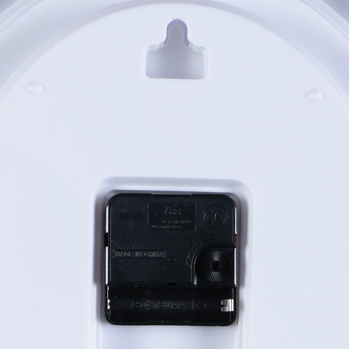 Часы настенные овал, рама с цветами, 29,5*32,5*3