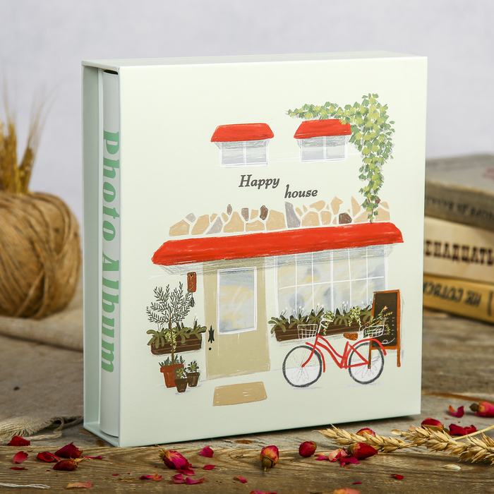 Фотоальбом на 200 фото 10х15 см "Велосипед у магазина" в коробке 22х20х6 см