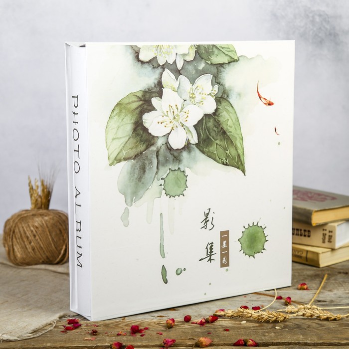 Фотоальбом на 700 фото 10х15 см &quot;Белая сакура&quot; в коробке 36,6х33,8х6,5 см
