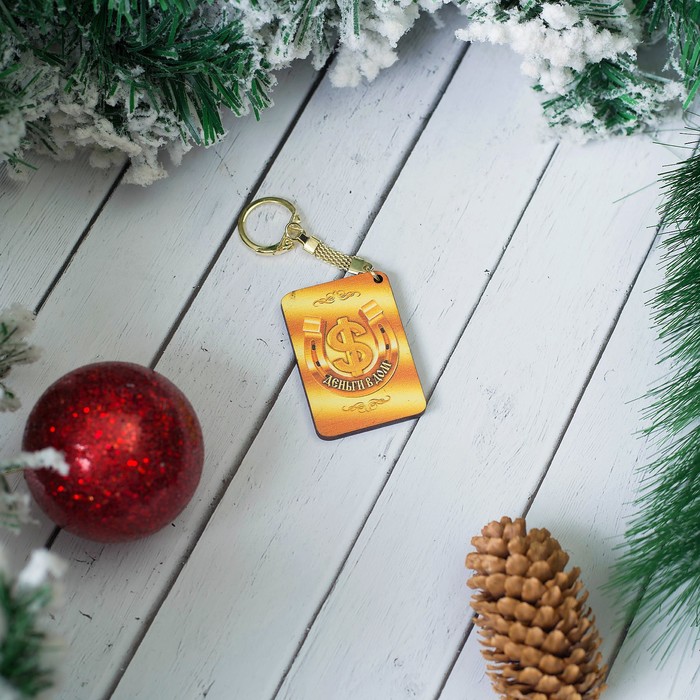 Брелок «Свинки в пионах», 4×5,6×0,3 см