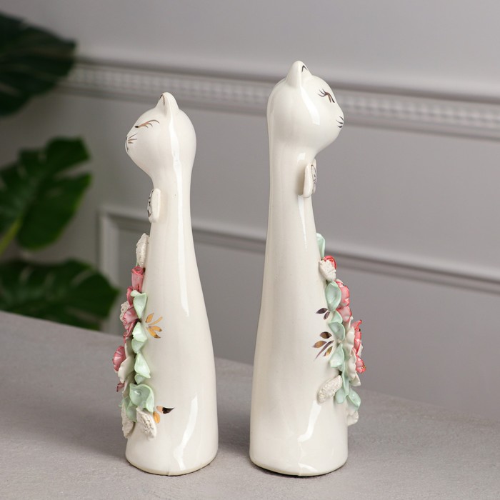 Сувенир-статуэтка средняя "Коты сладкая парочка", цветная лепка