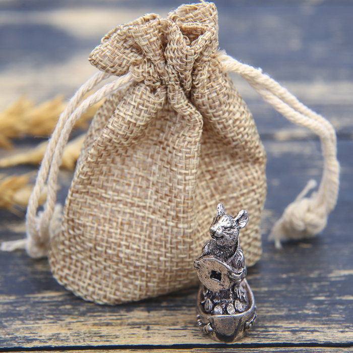 Фигурка мышка "Процветания" в мешочке, серебро состар., 2,6 х 3,4 см