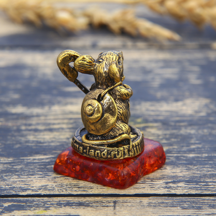 Фигурка на камне мышка "От сглаза", золото, 2,6 х 3,6 см