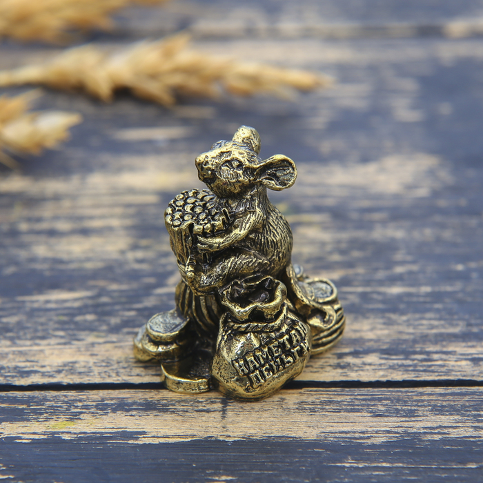 Фигурка мышка "Наметаю деньги" в мешочке, латунь, 2,6 х 3,3 см