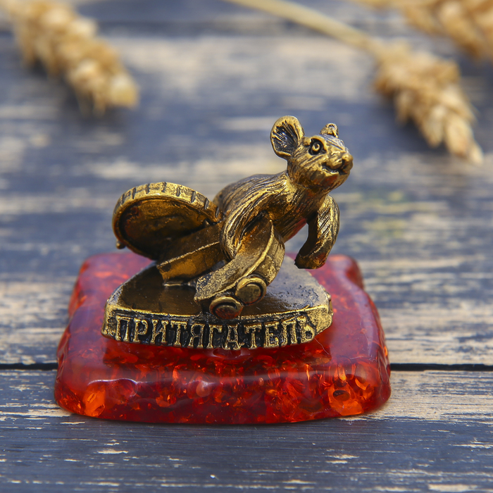 Фигурка на камне мышка "Притягатель бабосиков", золото, 5 х 3,6 см