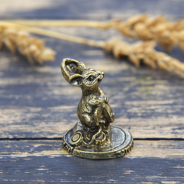 Фигурка мышка "Загребушка", латунь, 2,4 х 3,1 см