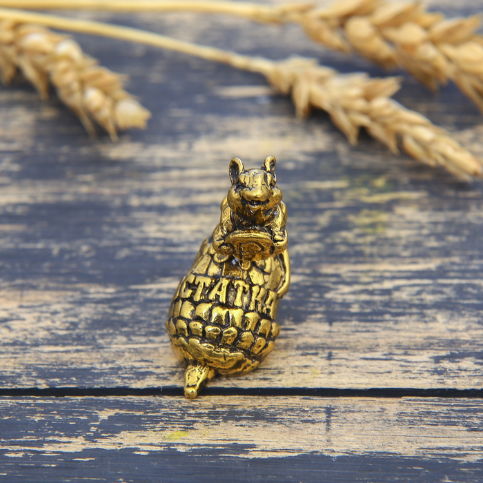 Фигурка мышка "Достатка" жёлудь, золото, 2,6 х 3,2 см