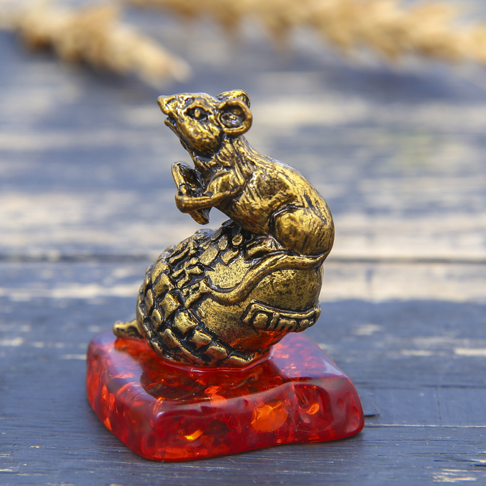 Фигурка на камне мышка "Достатка" жёлудь, золото, 2,6 х 3,6 см