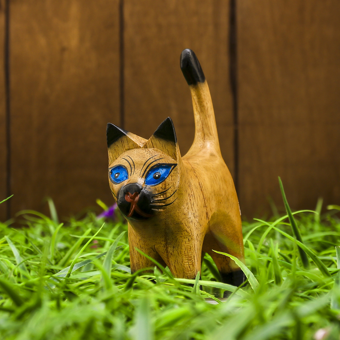 Сувенир дерево "Котёнок на 4 лапках" 8х3х11 см