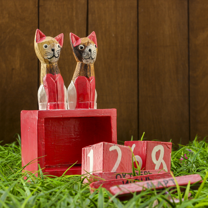 Настольный календарь "Парочка кошек" 11х5,5х18 см МИКС