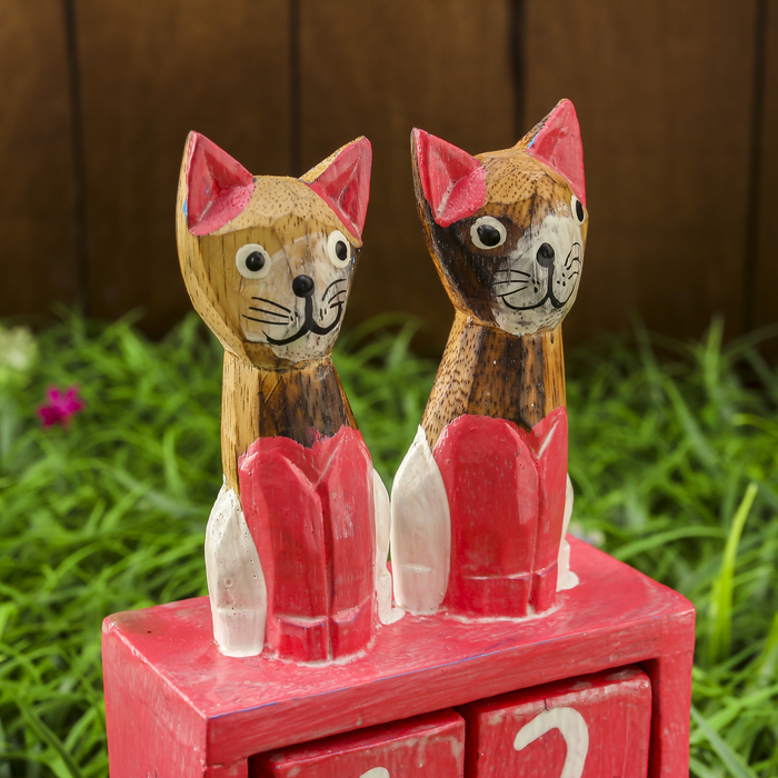 Настольный календарь "Парочка кошек" 11х5,5х18 см МИКС