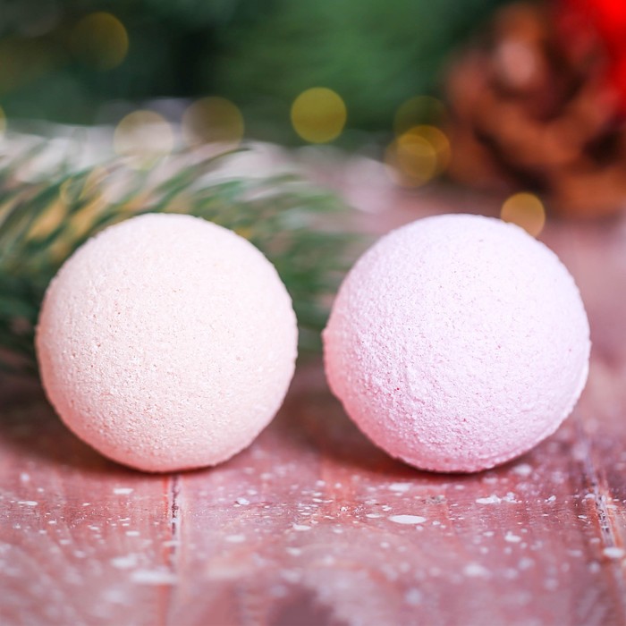 Детские бомбочки для ванны в упаковке-конфете "Крутому парню": 2 шт. с ароматом апельсина и малины