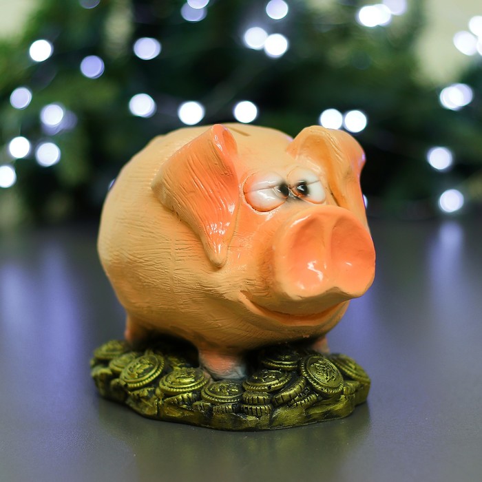 Копилка "Поросенок на деньгах" 14,5х19х14см