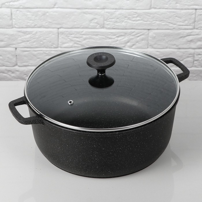 Кастрюля 5 л с внутренним и внешним антипригарным  покрытием со стеклянной крышкой