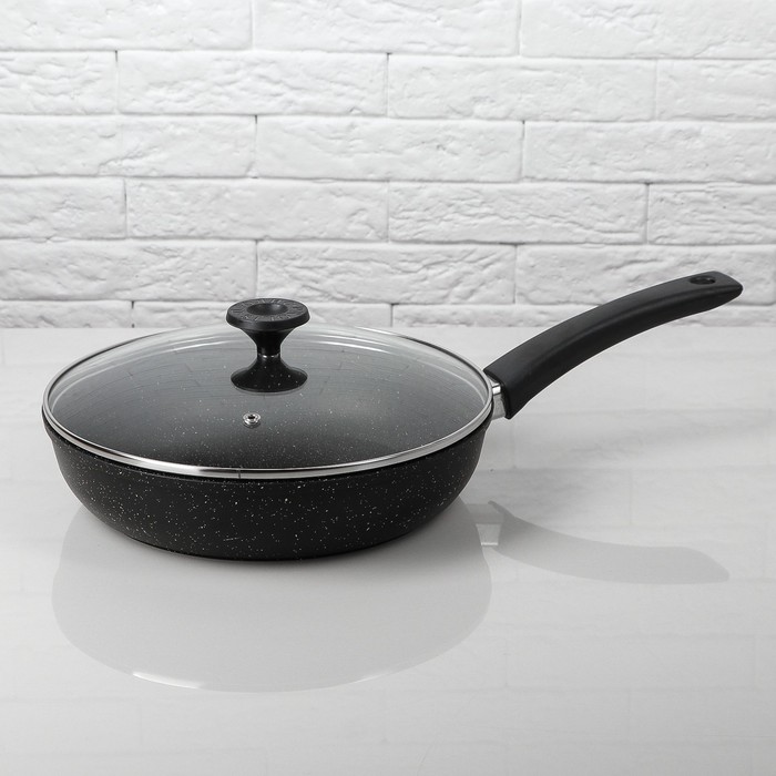 Сковорода 270 с внутренним и внешним антипригарным покрытием со стеклянной крышкой