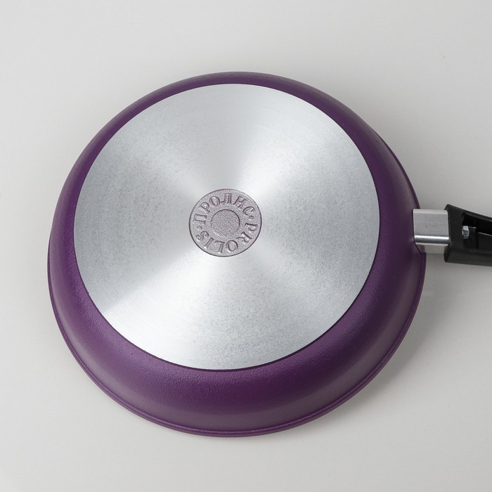 Сковорода 27 см, с антипригарным покрытием, со стеклянной крышкой "Semi-Matte Violet"