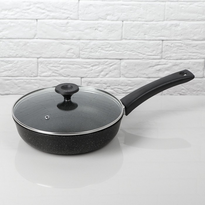 Сковорода 220 с внутренним и внешним антипригарным покрытием со стеклянной крышкой