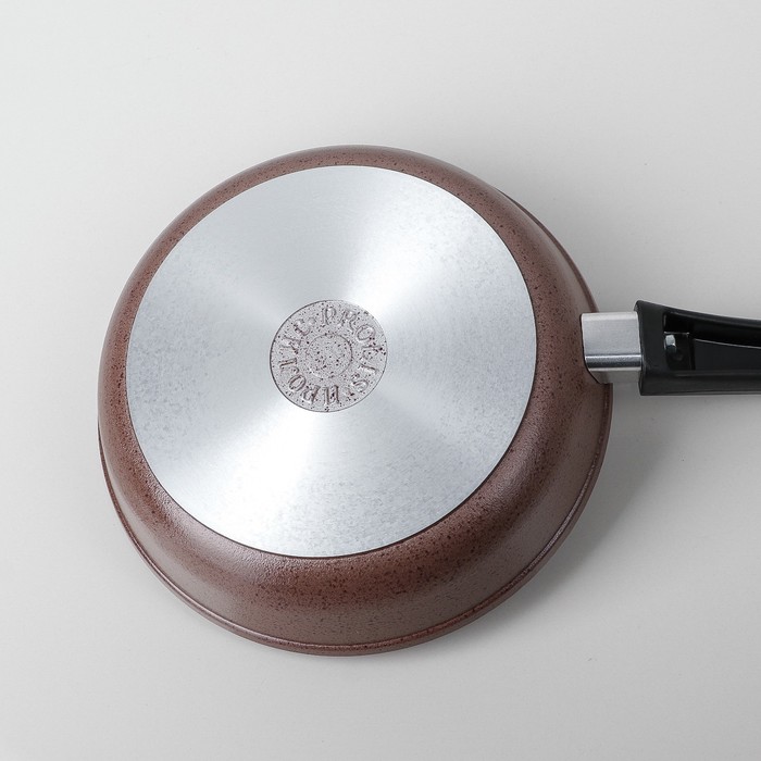 Сковорода 22 см, с антипригарным покрытием, со стеклянной крышкой "Cacao Milk"