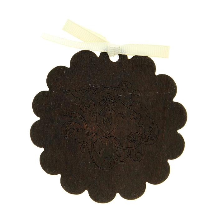 Аромасаше из гипса на дереве "Любимой бабушке", аромат пионов