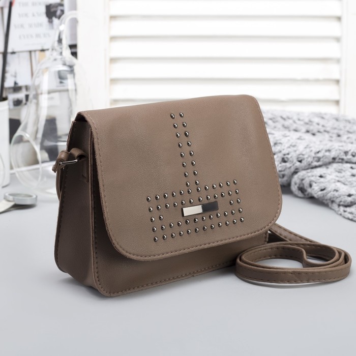 Сумка женская, отдел на молнии, длинный ремень, цвет кофе