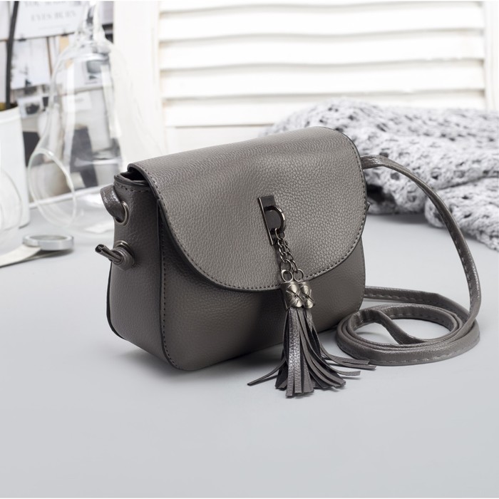 Сумка женская, отдел на молнии, длинный ремень, цвет серый