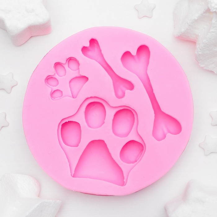 Молд 7,5х7,5х1,2 см "Лапки и косточки"