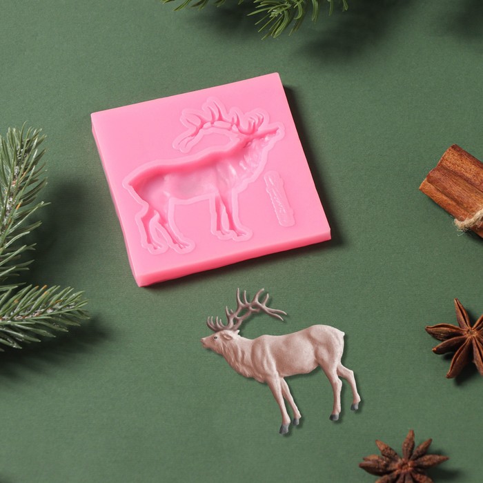 Молд 8х7,5х1 см "Олень"