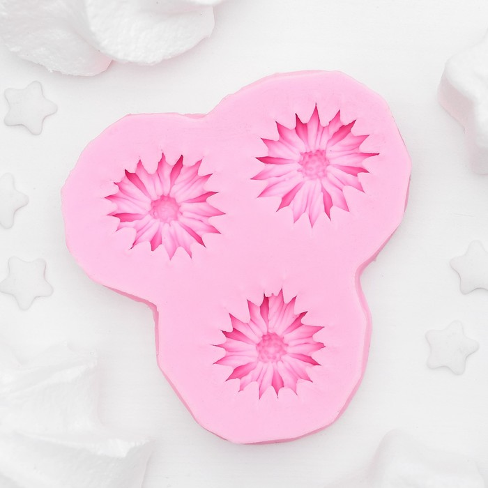 Молд 6х6х0,8 см "Астры"