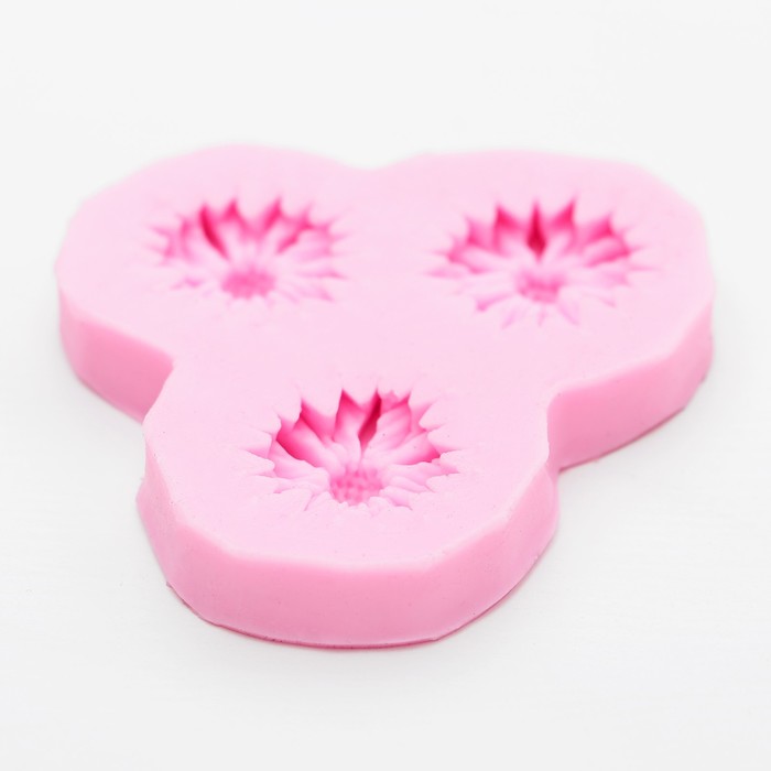 Молд 6х6х0,8 см "Астры"