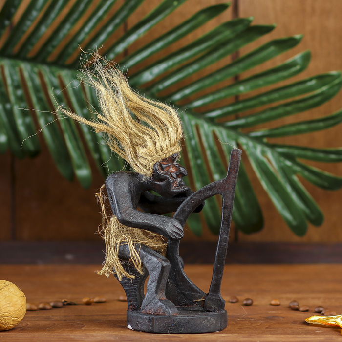 Сувенир дерево "Абориген и арфа" 14х7,5х7,5 см