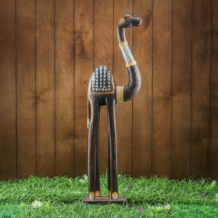 Сувенир дерево "Тёмный верблюд" 26х12х80 см